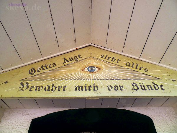 Auge-Gottes an der Landesgrenze NRW Rheinland-Pfalz (Giebelschild)
2020 [20200423-Auge-Gottes_Landesgrenze-NRW-Rhld-Pf_SAM_0105.JPG]
Schlüsselwörter: Radtour;2020