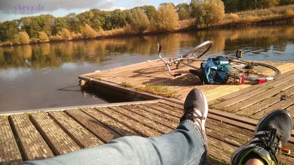 MIt Leihrad an der Weser bei Bad Oeynhausen
2016 
Schlüsselwörter: 2016